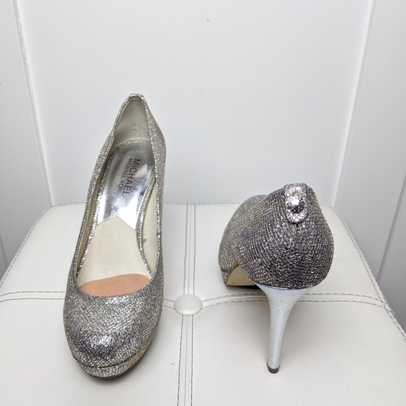 Michael Kors shoe - Picture 5 of 5